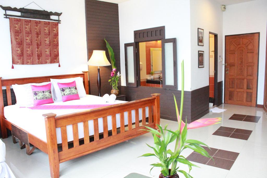 Phuket Mook Anda Hotel מראה חיצוני תמונה